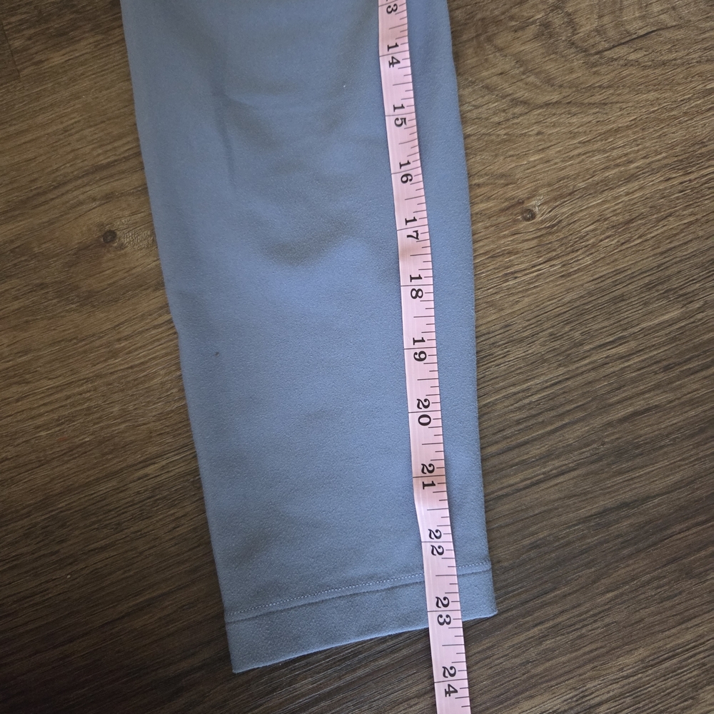 Peloton Women's Light Blue Leggings - Picture 2 of 5